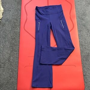 Athleta Rainier Bootcut Pant, Purple, Size Small